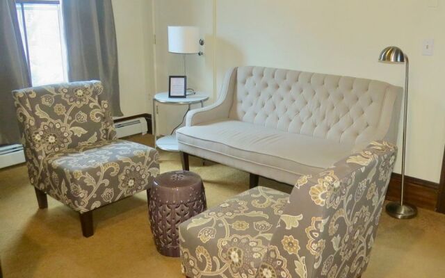 The Hotel Marblehead