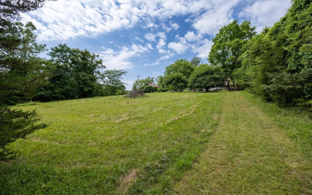 Bliss Point Farm and B&B