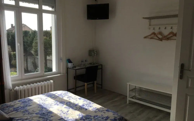 Le 33 Chambres DHtes  Gtes Lens