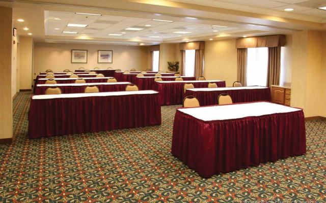 Holiday Inn Express Hotel & Suites Bluffton @ Hilton Head Area