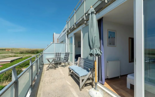 Gracious Apartment at Dune Groote Keeten