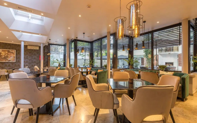 Leonardo Hotel Antwerp The Plaza