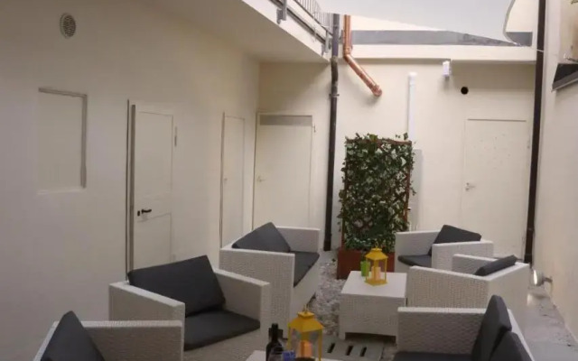 Trifulhouse Holiday Apartments Entire Building