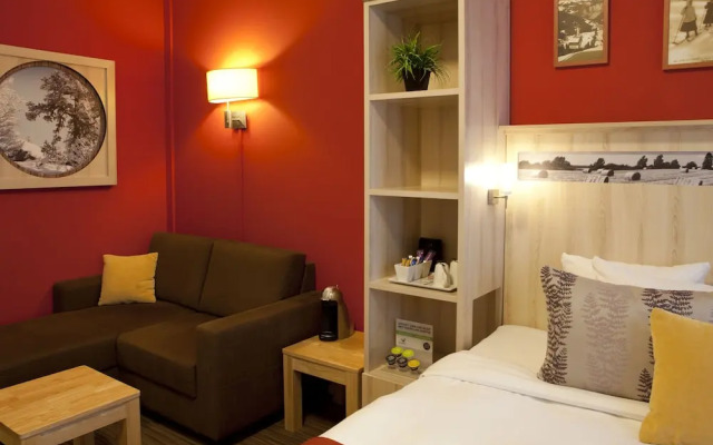 Skotel Amsterdam, Hotelschool The Hague