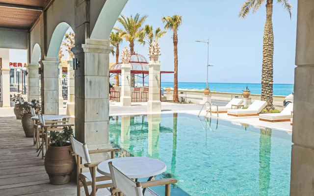 Grecotel Plaza Beach House