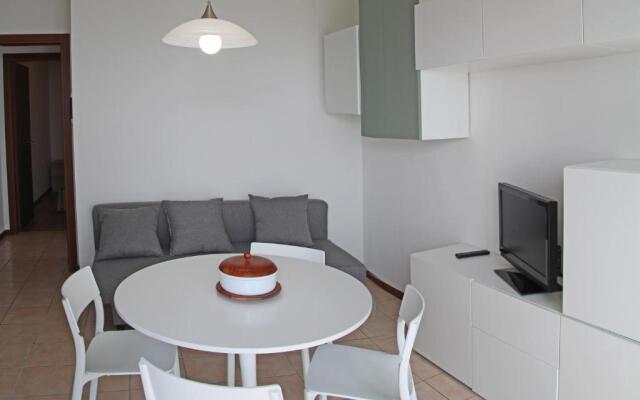 La Quiete 24 Lake view apartment by Gardadomusmea