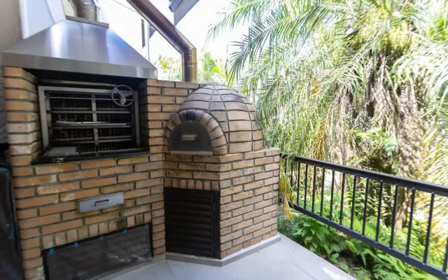 Casa em Condom nio com Piscina Wi-fi e Garagem