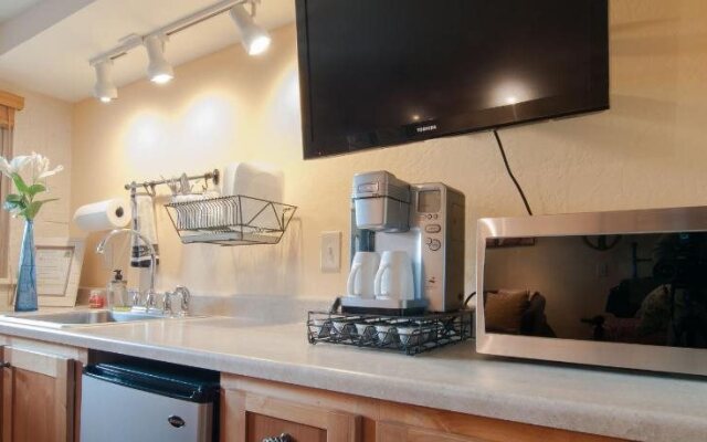 Boise Hillside Suites