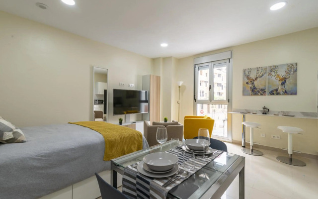 Lightbooking Livian Suites Las Palmas