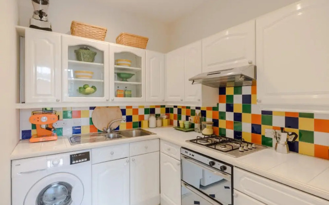Traditional 2 Bed Apartment Notting Hill