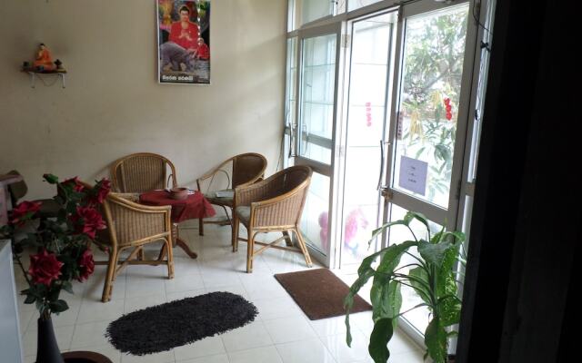 Mount Lanka Hotel & Suites
