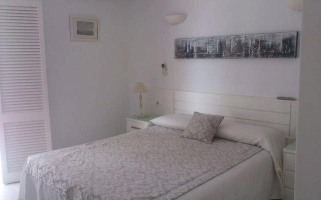 Hostal Alameda