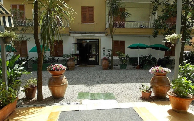 Hotel Arco del Sole
