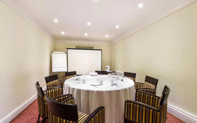 Ramada by Wyndham Cheltenham