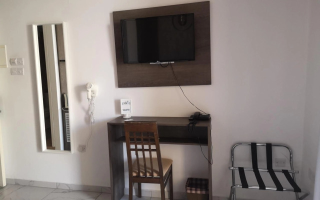 Elena Boutique Residence