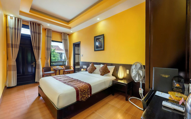 Golden Bell Homestay