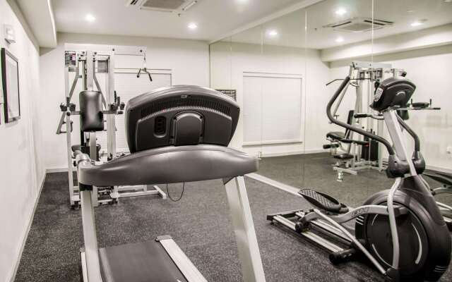 Sleep Inn & Suites Center