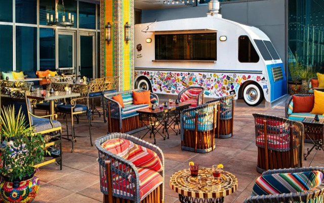 Moxy Downtown Los Angeles