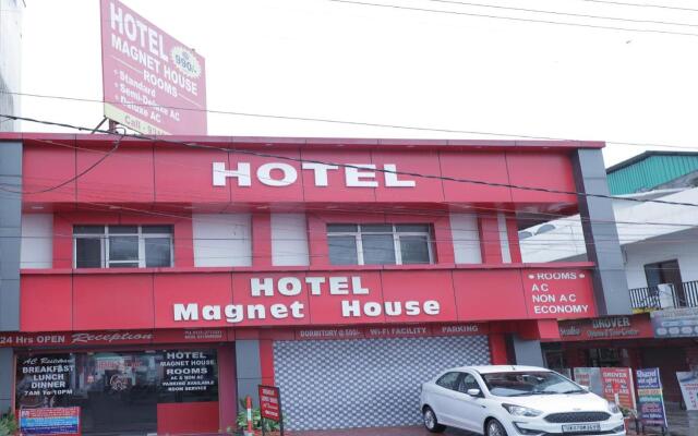 Hotel Magnet House