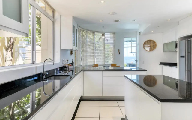 Camps Bay Villas