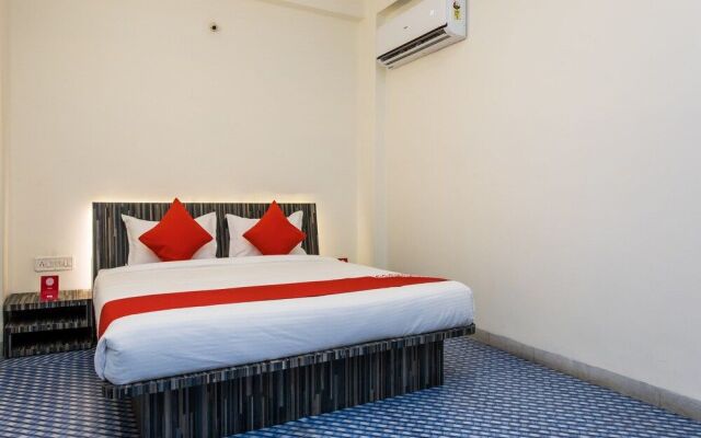 Collection O 12362 Hotel Emerald Park