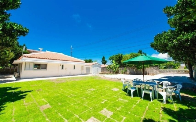 Minamijyujisei Resort Shiraho Nostalgy Garden