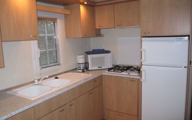 Appealing Chalet With Terrace in the Surroundings of Turnhout