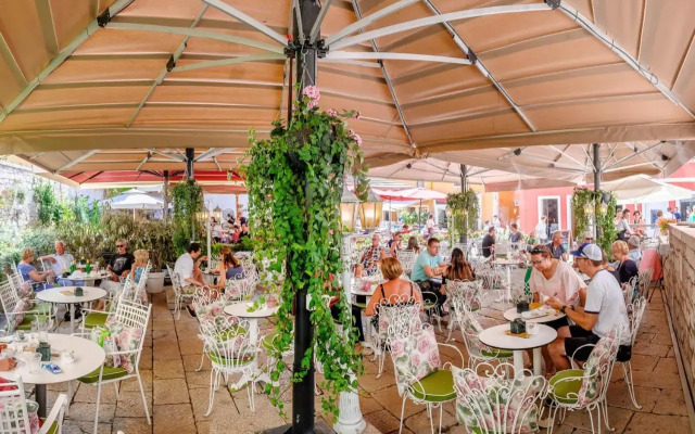 Heritage Hotel Life Palace