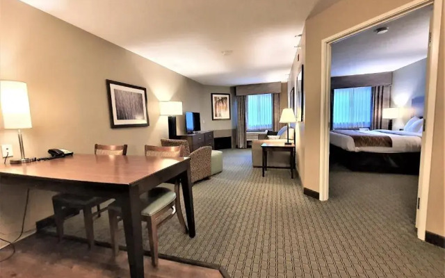 GrandStay® Hotel & Suites – Chisago City