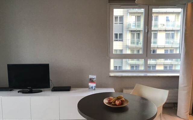 Green Wood Apartments Platinum Towers