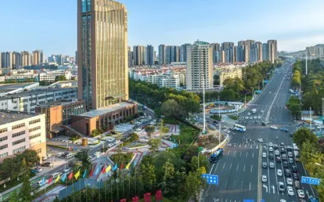 PALACE Hotel（Qingdao Golden Beach Resort Dongfeng Building）