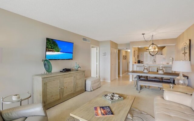 Condo in Community With Beach Access, Pool and Tennis