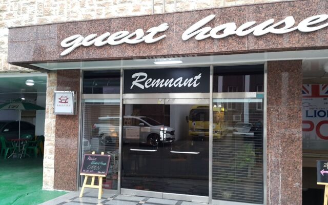 Remnant Guesthouse - Hostel