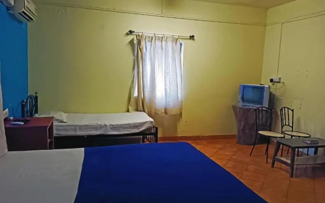 STAYMAKER 7th Heaven Holiday Resort