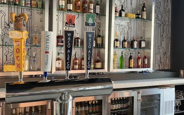 Aloft Waco Downtown