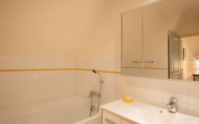 Holiday Home la Maison du Chateau