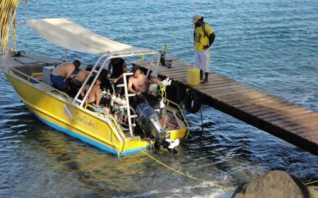 Sunset Bay Club & SeaSide Dive Resort