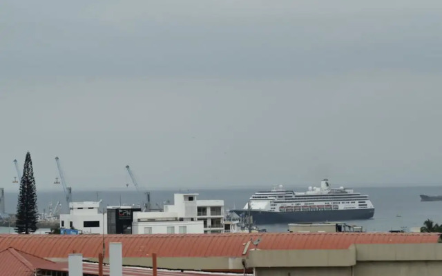 Hotel Manta Real