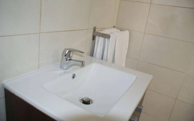Arenal Pins Hostal