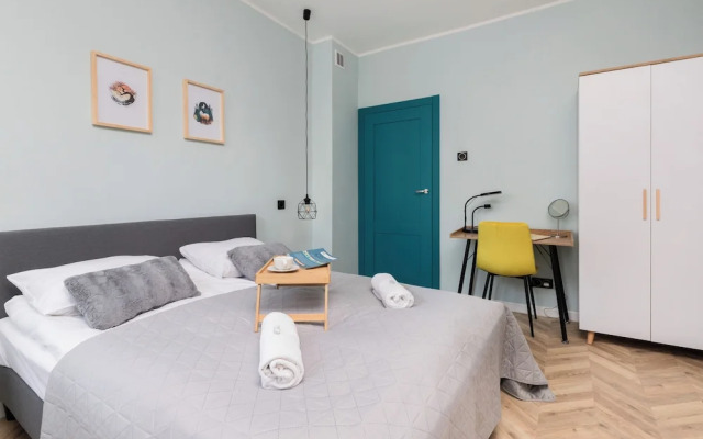 Old Town Apartment Garncarska by Renters