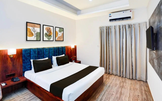 OYO Rooms Railway Station Raja Road 1