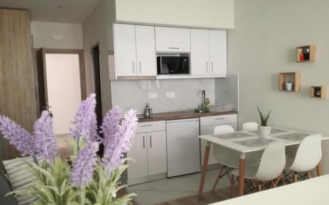 Lakones Deluxe Suites A
