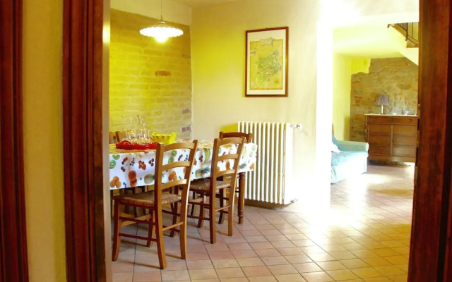 Pleasant Holiday Home in Reggello With Pool