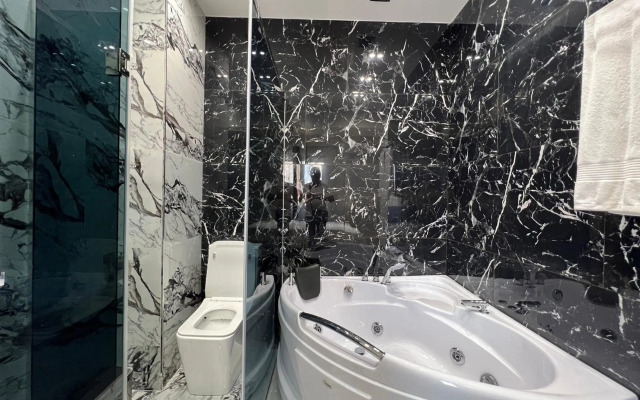 Derenik Demirchyan street, 2 bedrooms Modern, Beautiful apartment DE333