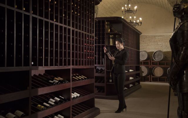 Ovation Three-Convalescence Hotel