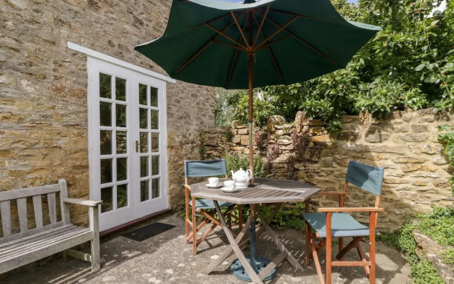 Yeoman Cottage