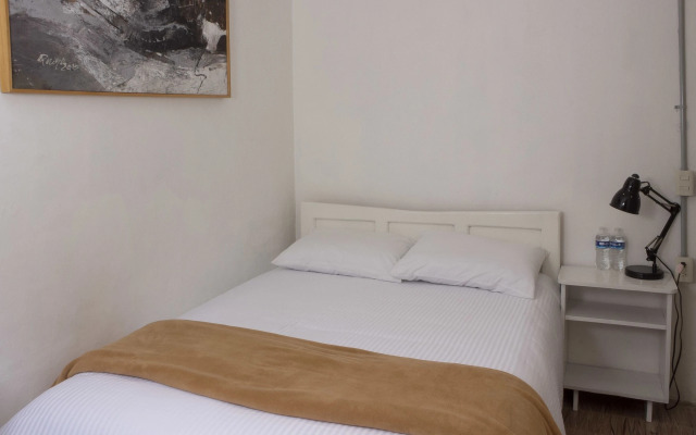 La Tozi Galería Hotel