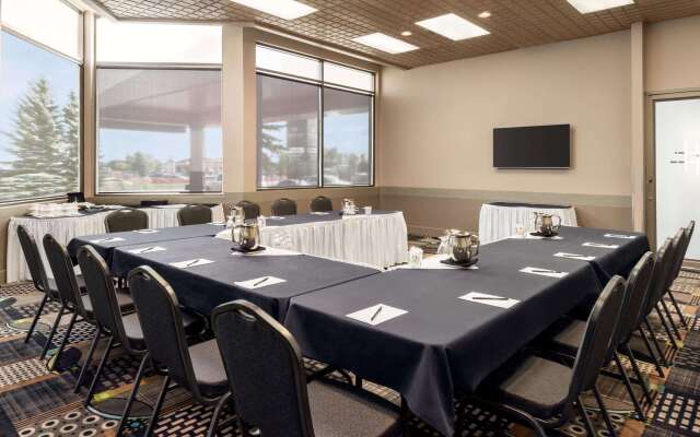 Royal Hotel West Edmonton, Trademark Collection by Wyndham
