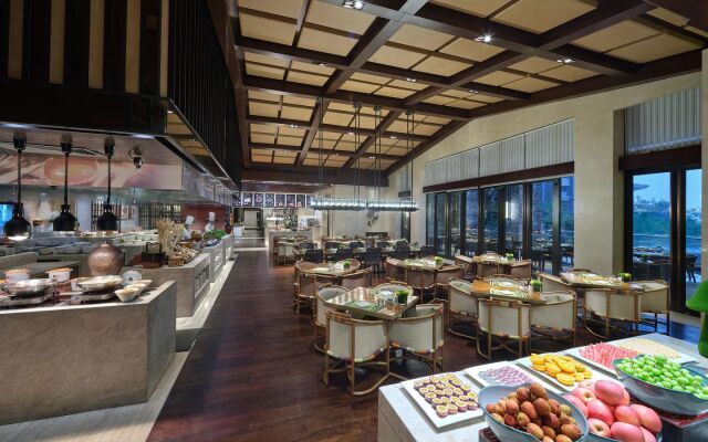 Hilton Dali Resort & Spa