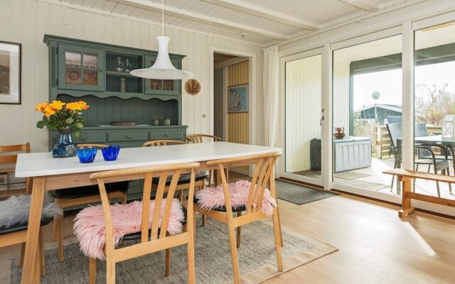 6 Person Holiday Home in Børkop